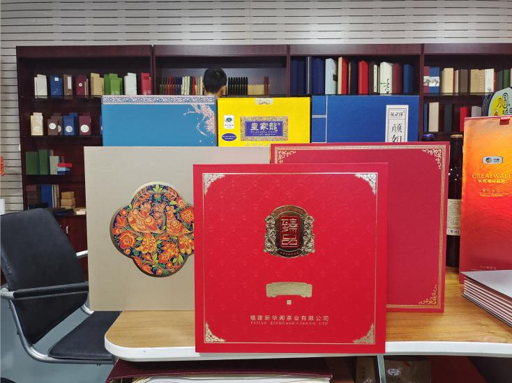 酒(jiǔ)類包裝(zhuāng)盒常用(yong)的包裝(zhuāng)樣式有(yǒu)哪些？如(ru)何酒盒(hé)設計？