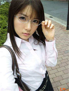 肚兜揉弄娇乳h,伊人国产视频